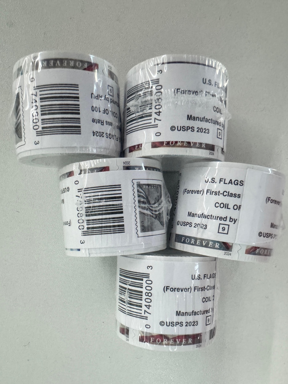 rolls of USPS stamps, 500 brand new stamps in total